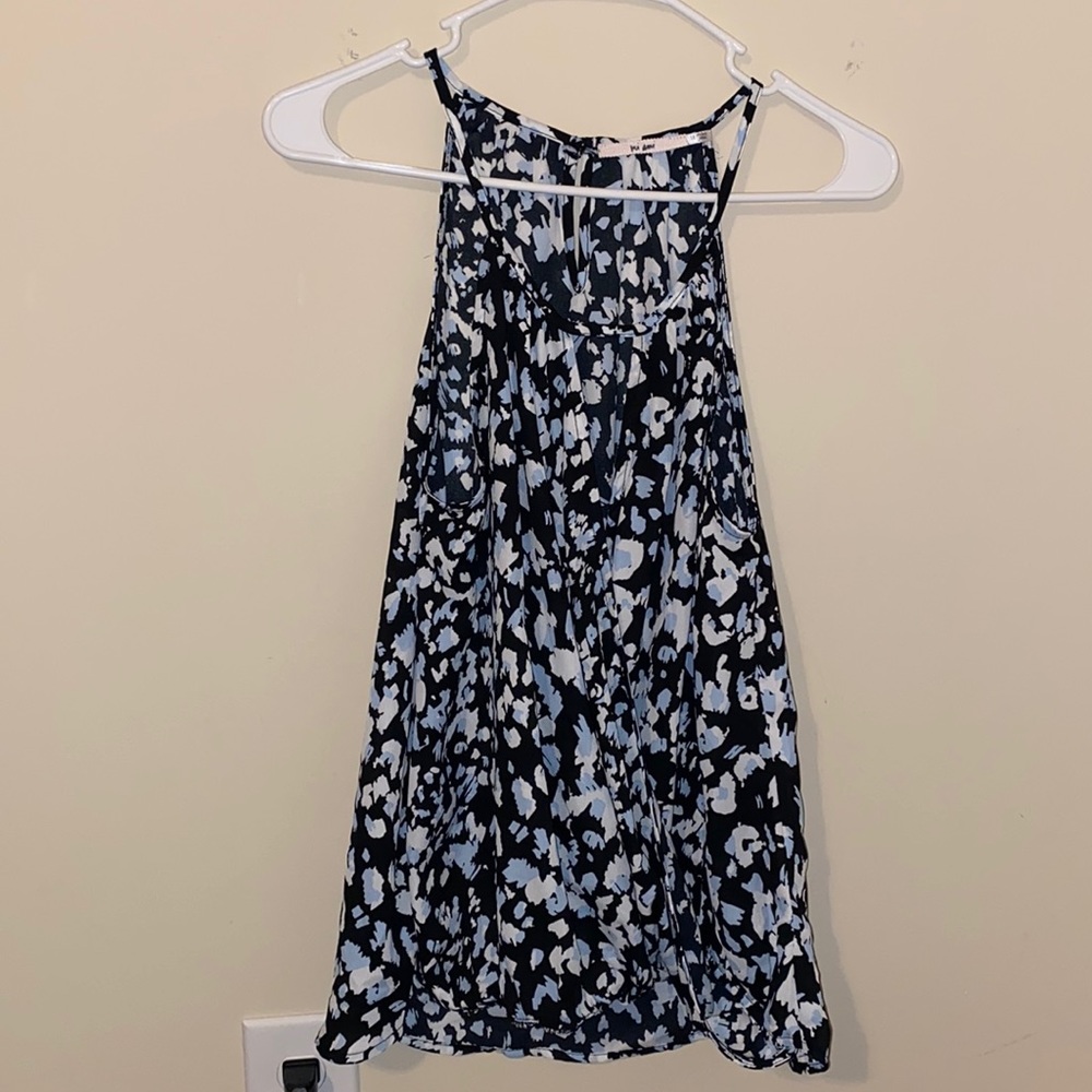 Cross over tank top